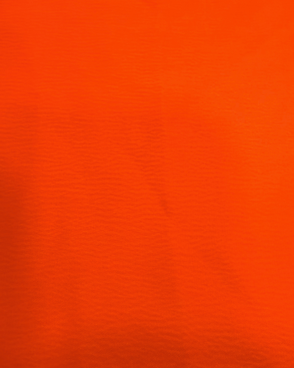 Crepe satén naranja flúor · imagen 2